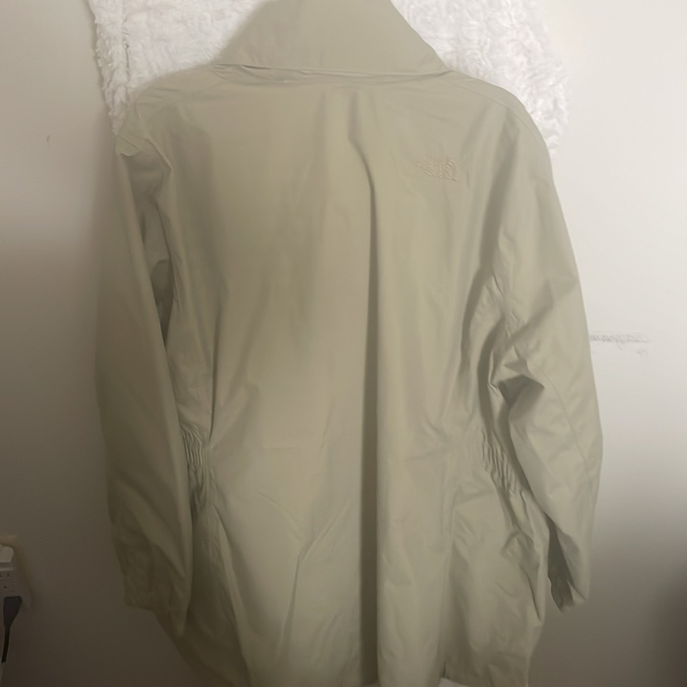 The North Face Women's Beige Jacket - Picture 4 of 6